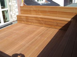 Neu gestaltete Dachterrasse